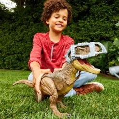 Jurassic World - Stomp 'n Attack Tyrannosauros Rex Figure (GWD67)