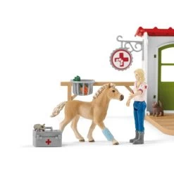 Schleich - Farm World - Veterinarian Practice With Pets (42502) 11 Schleich - Farm World - Veterinarian Practice With Pets (42502) -Randboutique Für Kinder schleich farm world veterinarian practice with pets 42502 1