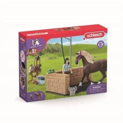 Schleich - Horse Club - Washing Area With Emily & Luna (42438) -Randboutique Für Kinder schleich horse club washing area with emily luna 42438 1